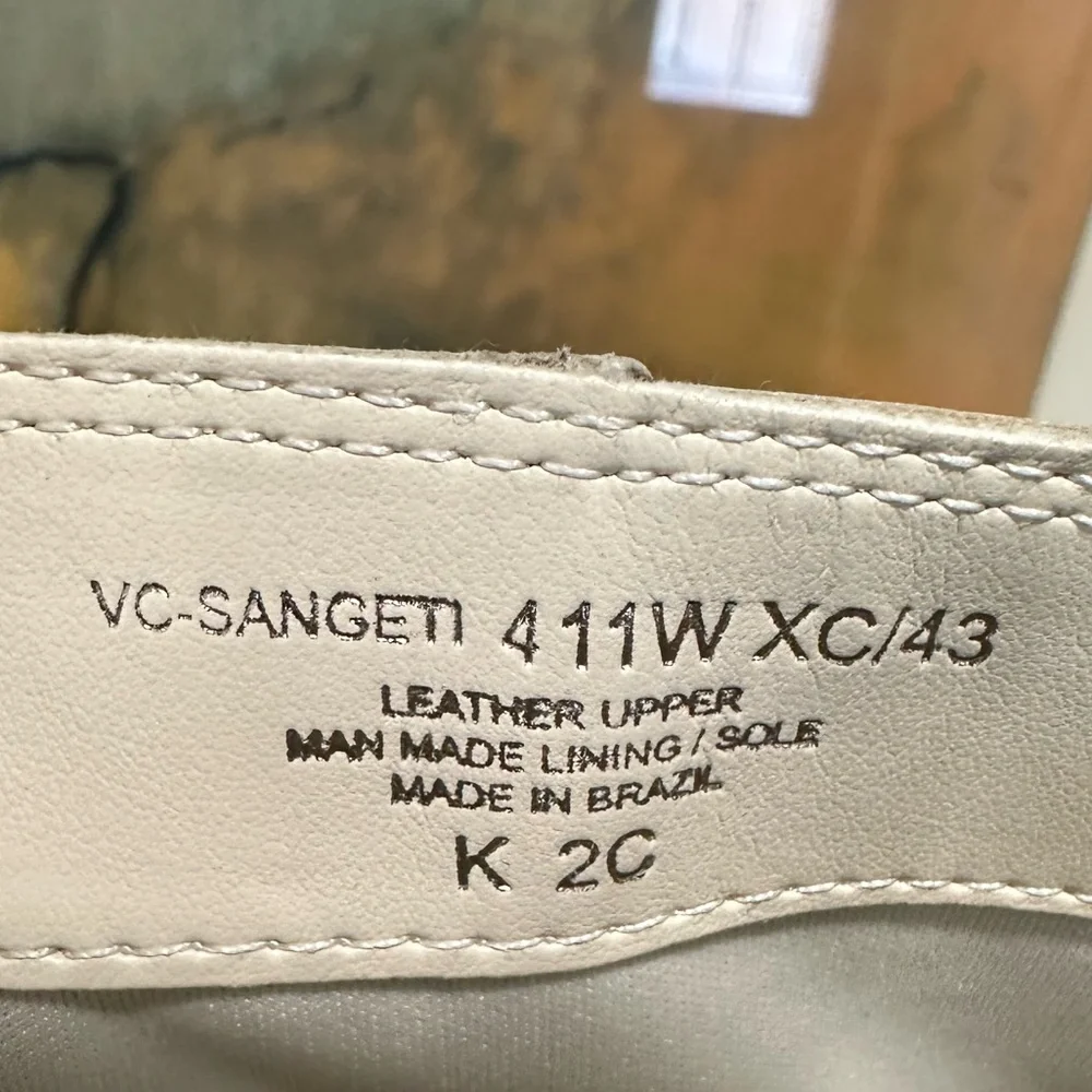 🌸VINCE CAMUTO 🌸 Sangeti Extra Wide Calf Boot Off White Size: 11W